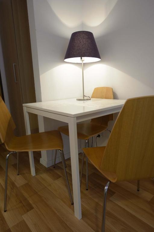 Apartamenty Karawela - Nadmorski Dwor 그단스크 객실 사진